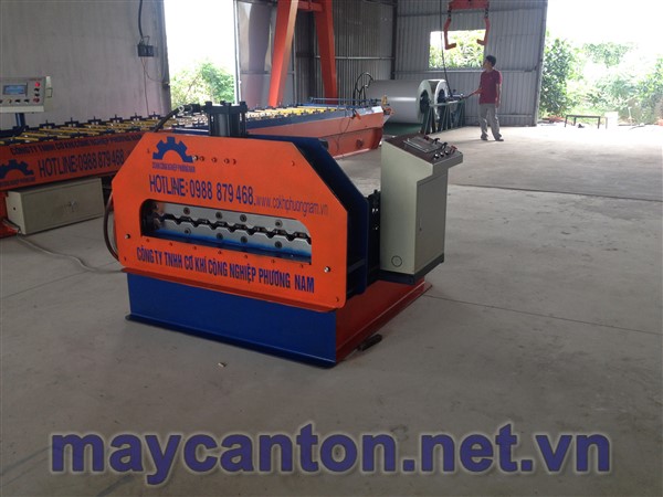 Máy chấn vòm không lật đầu
