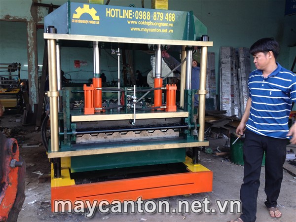 Máy cán tôn giả nói cao cấp