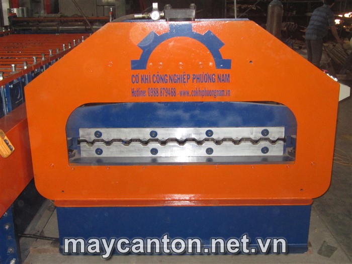 Máy chấn vòm 1 tầng 04